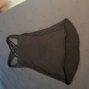 Lululemon Flowy tank with open back